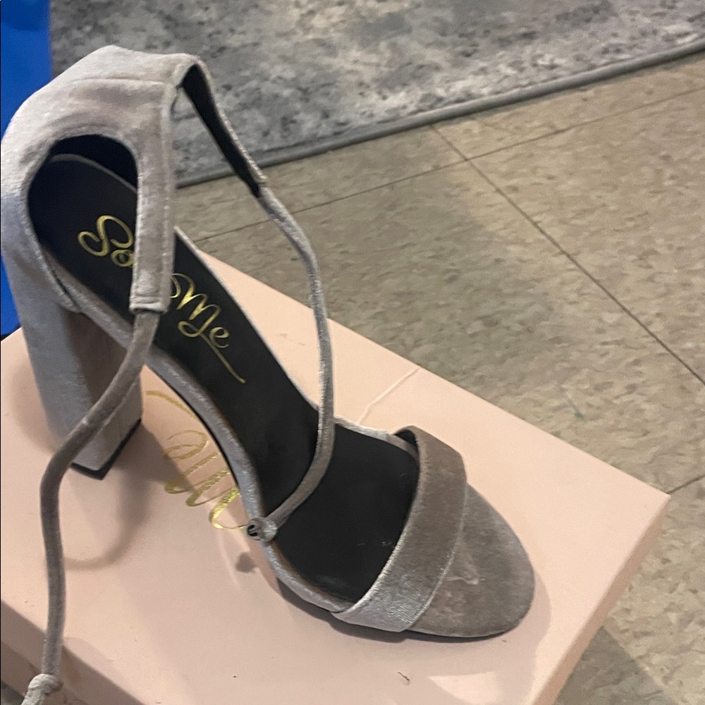 So Me Women's Silver Strappy Heels